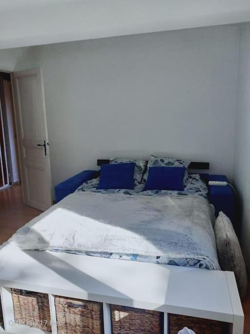 Appartement Au Coeur Du Village De Callian Exterior foto